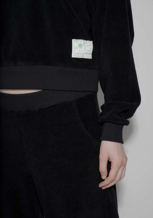 THELMA BLACK SWEATSHIRT